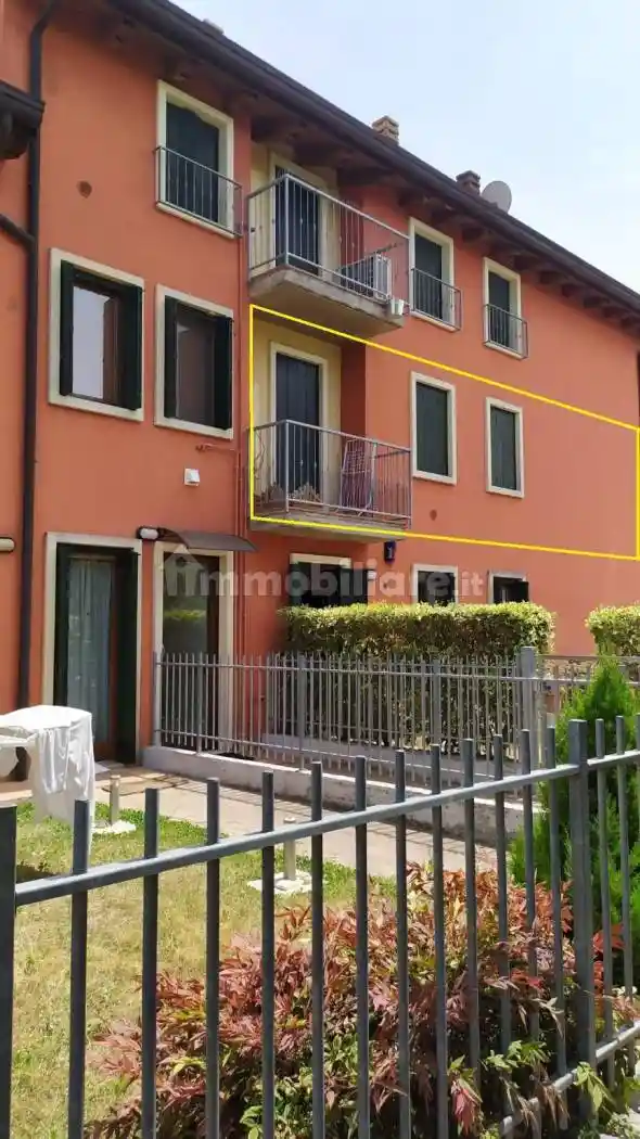 Appartamento in vendita a Villafranca di Verona