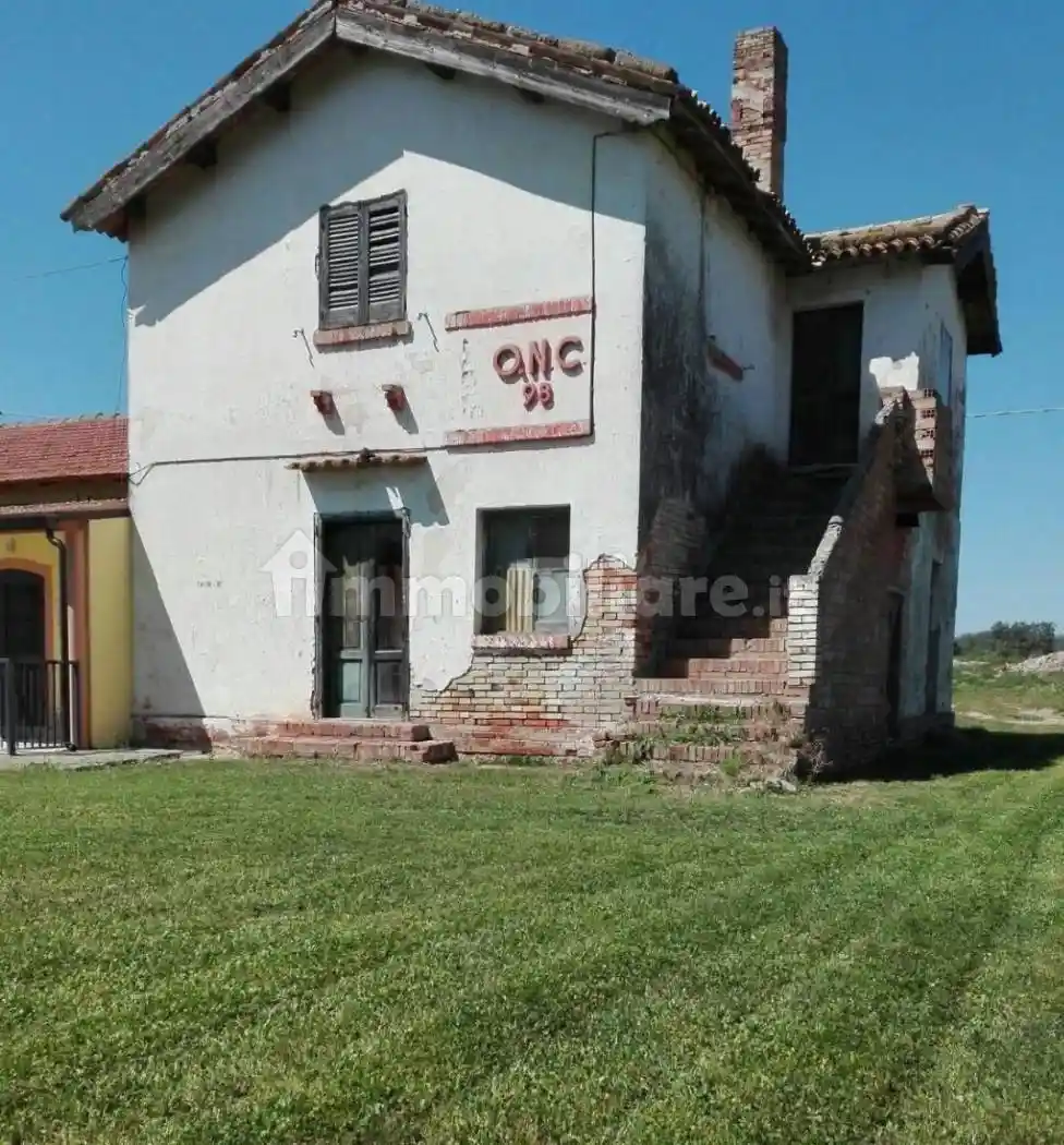 Rustico - Casale in vendita a Foggia
