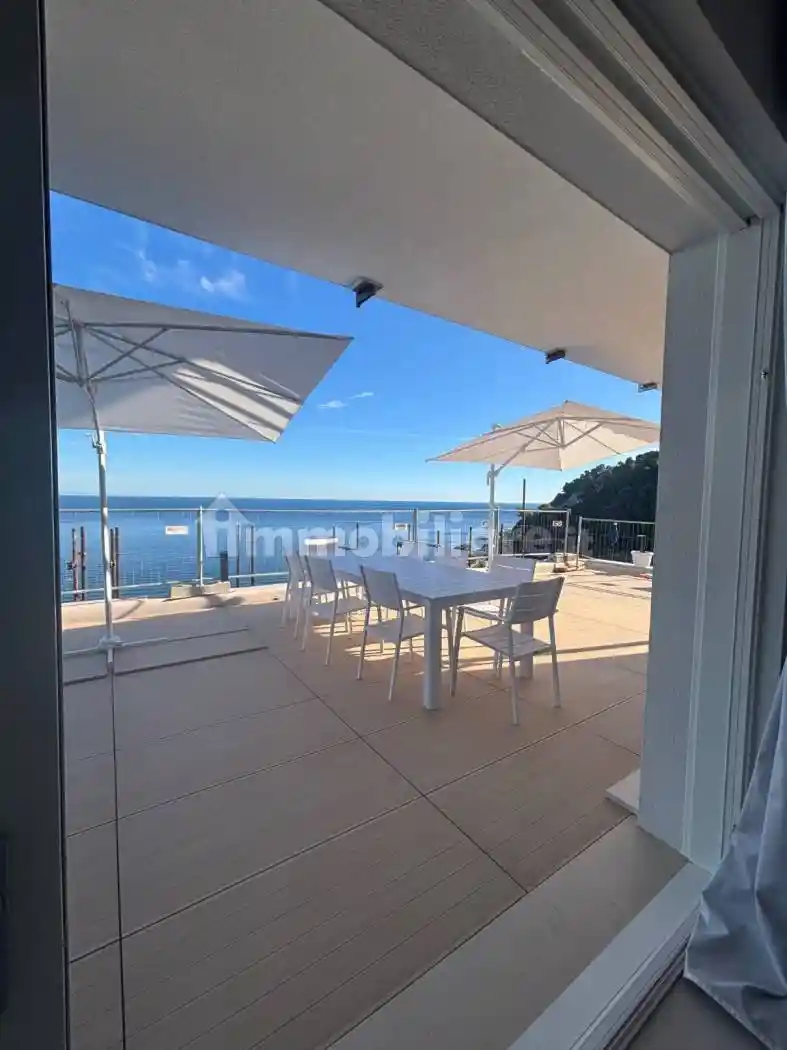 Appartamento in vendita a Bergeggi