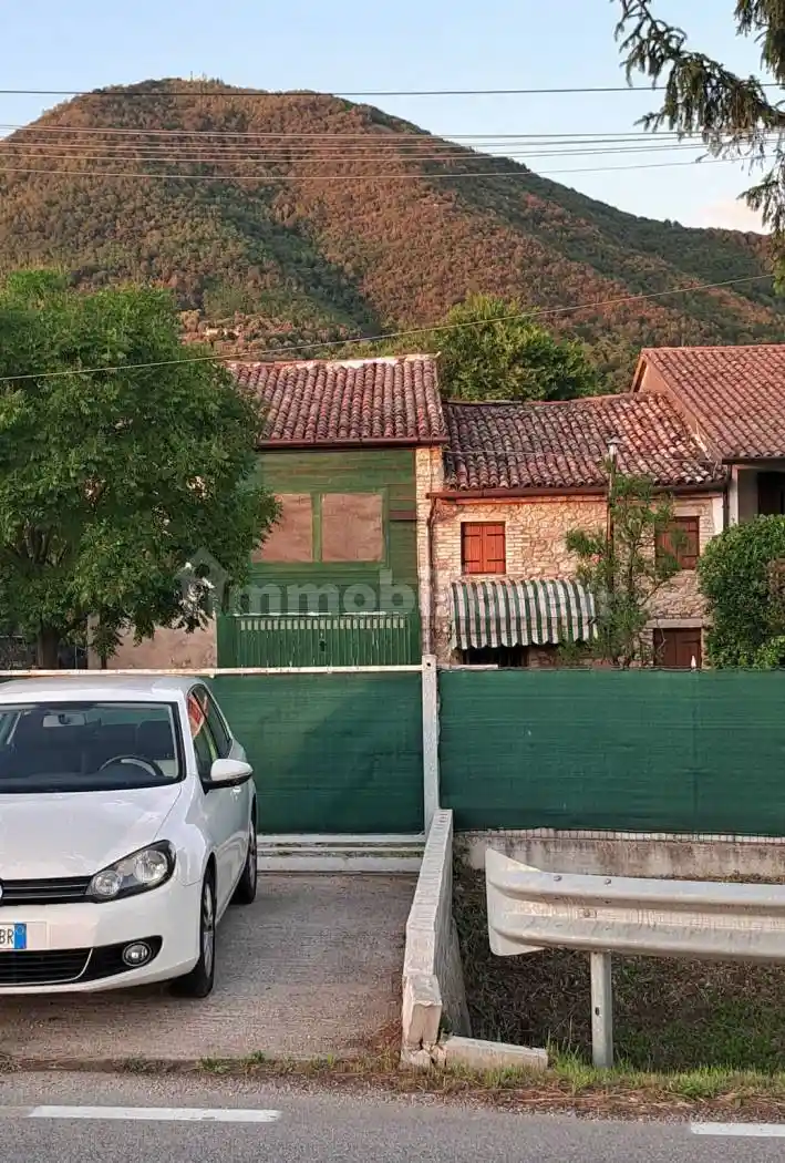 Rustico - Casale in vendita a Rovolon