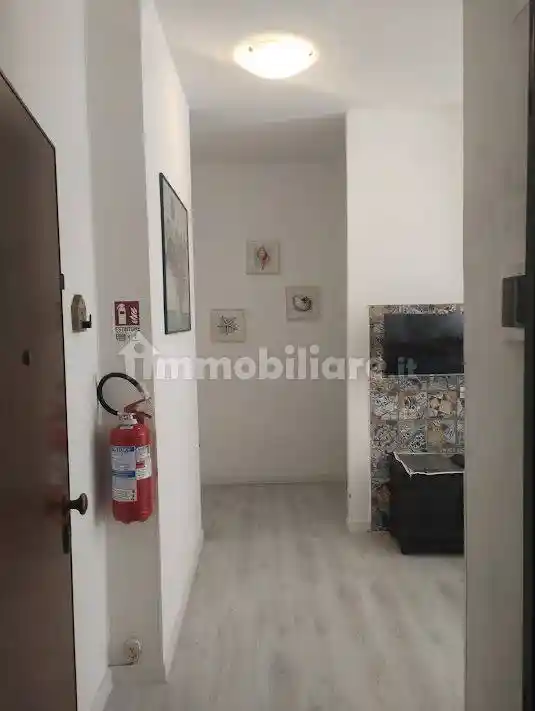 Palazzo - Edificio in affitto a Piombino
