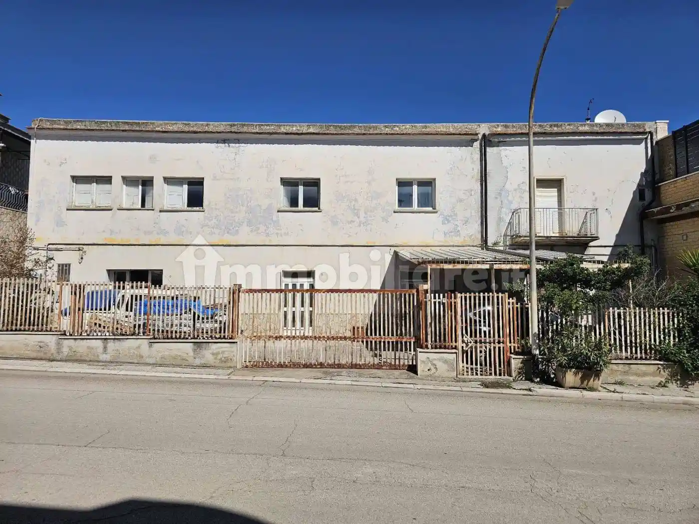 Villa in vendita a Ordona