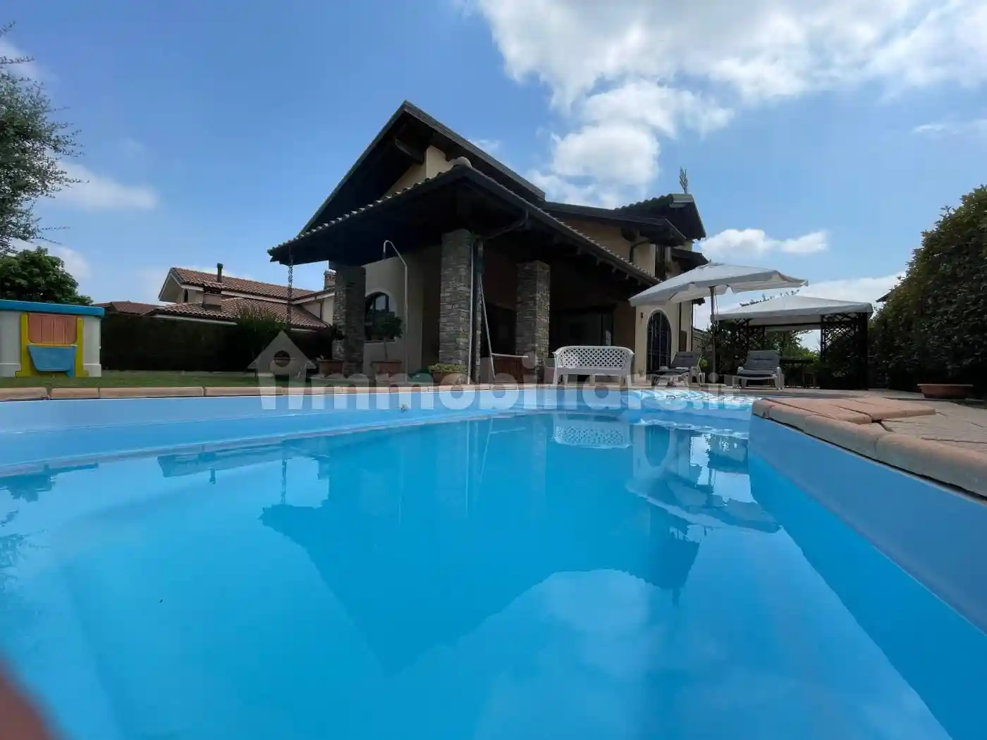 Villa in vendita a Boves