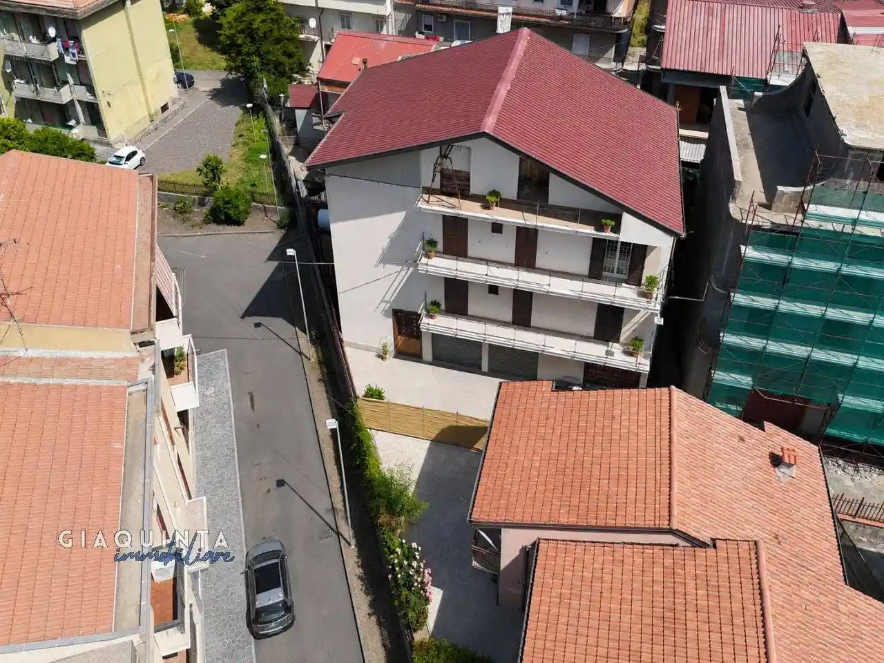 Casa indipendente in vendita a Palagonia