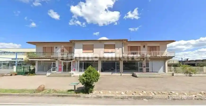 Palazzo - Stabile in vendita a Figline e Incisa Valdarno