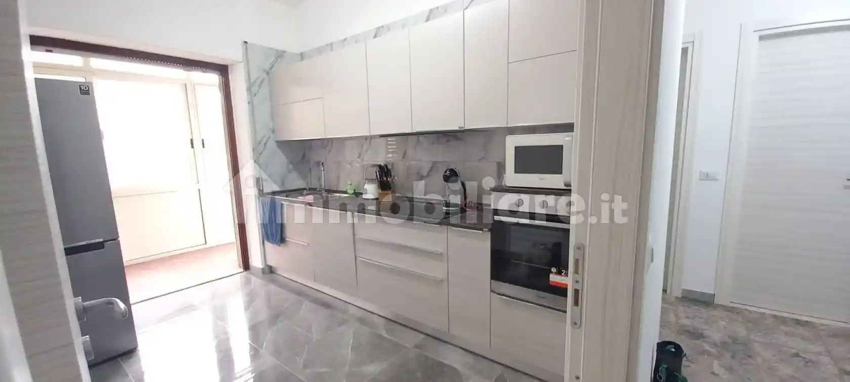 Appartamento in vendita a Napoli
