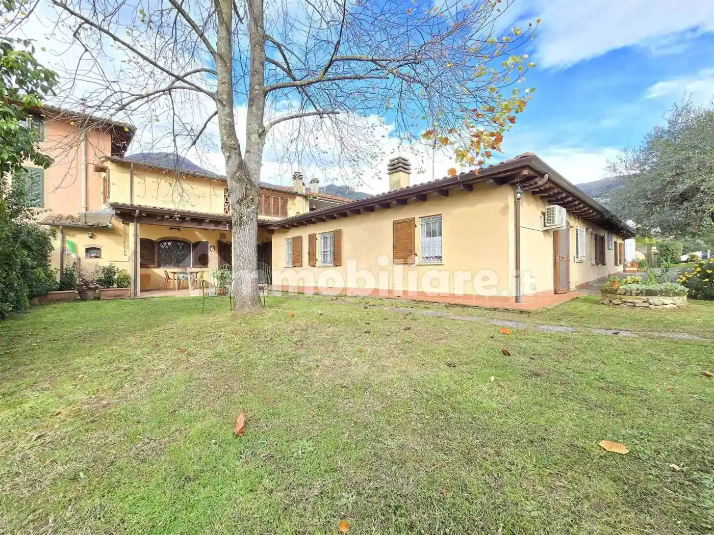 Rustico - Casale in vendita a Camaiore