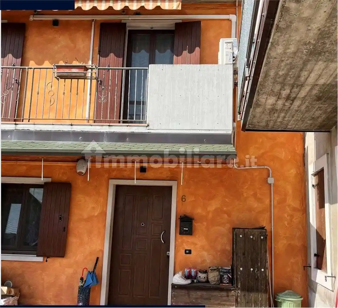Appartamento in vendita a Villafranca di Verona