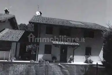 Villa in vendita a Borgo Valbelluna