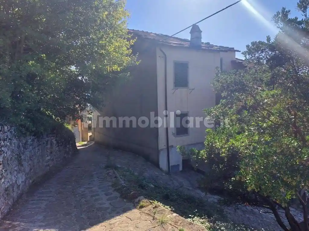 Casa indipendente in vendita a Bagni di Lucca