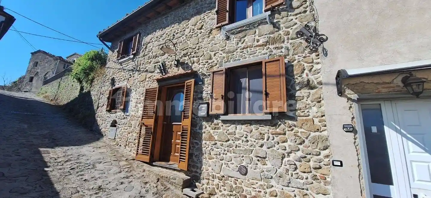 Casa indipendente in vendita a Bagni di Lucca