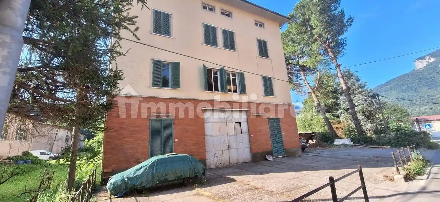 Casa indipendente in vendita a Barga