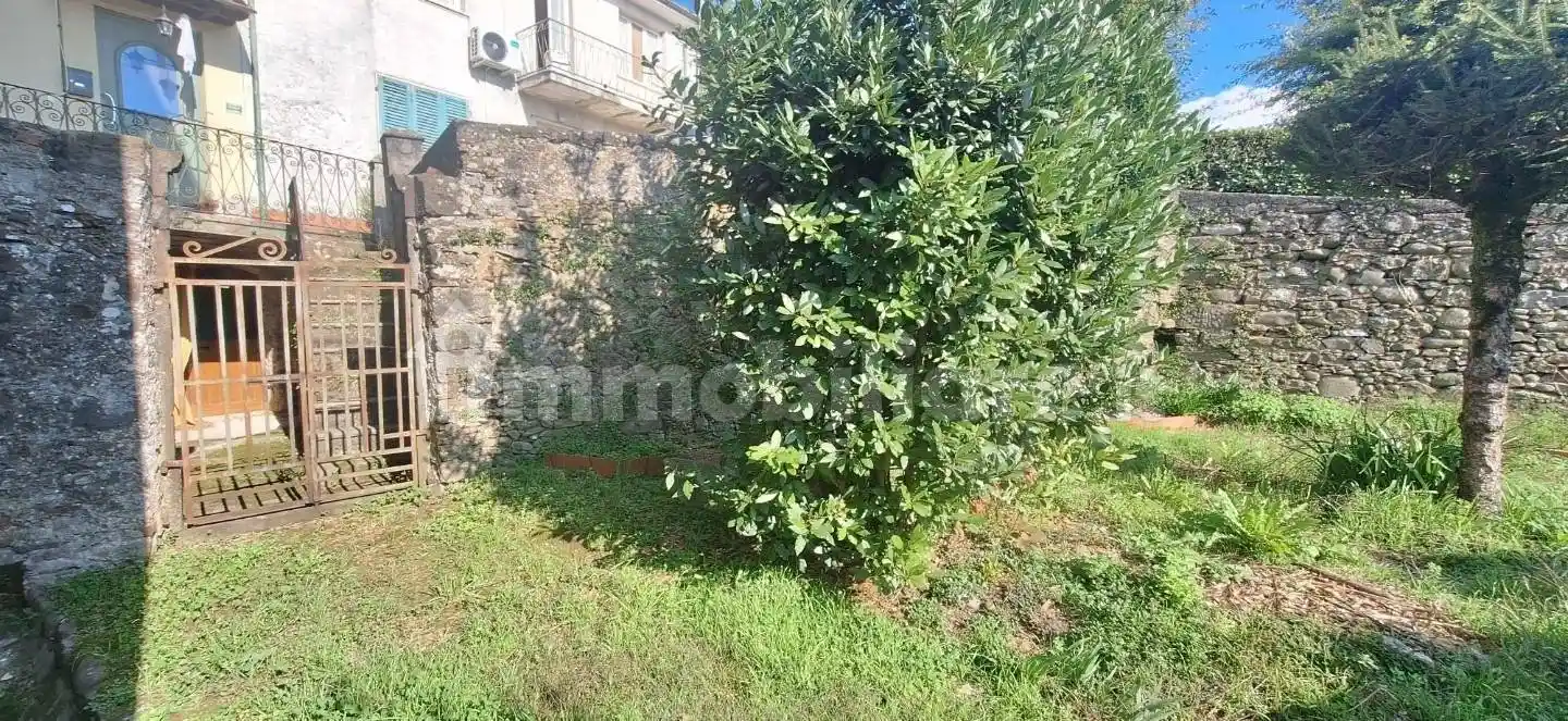 Casa indipendente in vendita a Barga