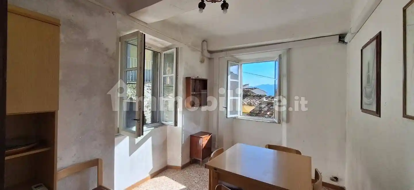 Casa indipendente in vendita a Borgo a Mozzano