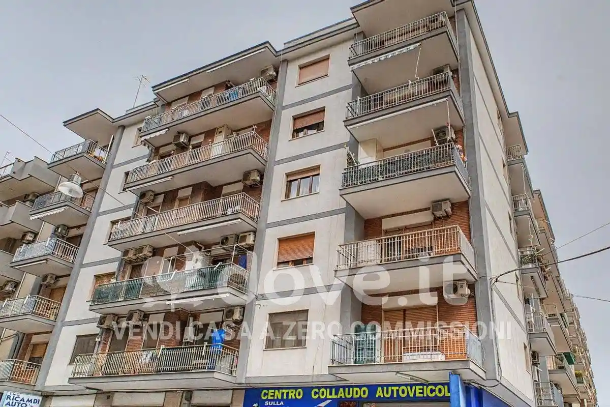 Appartamento in vendita a Taranto