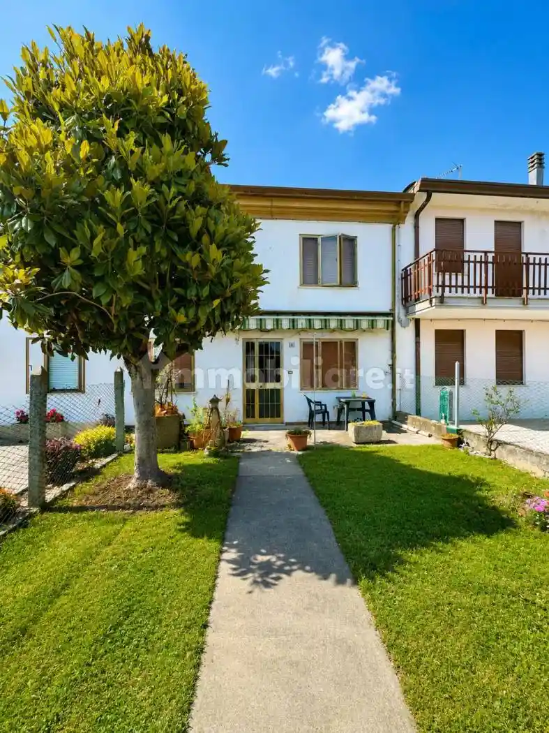 Casa indipendente in vendita a Boara Pisani