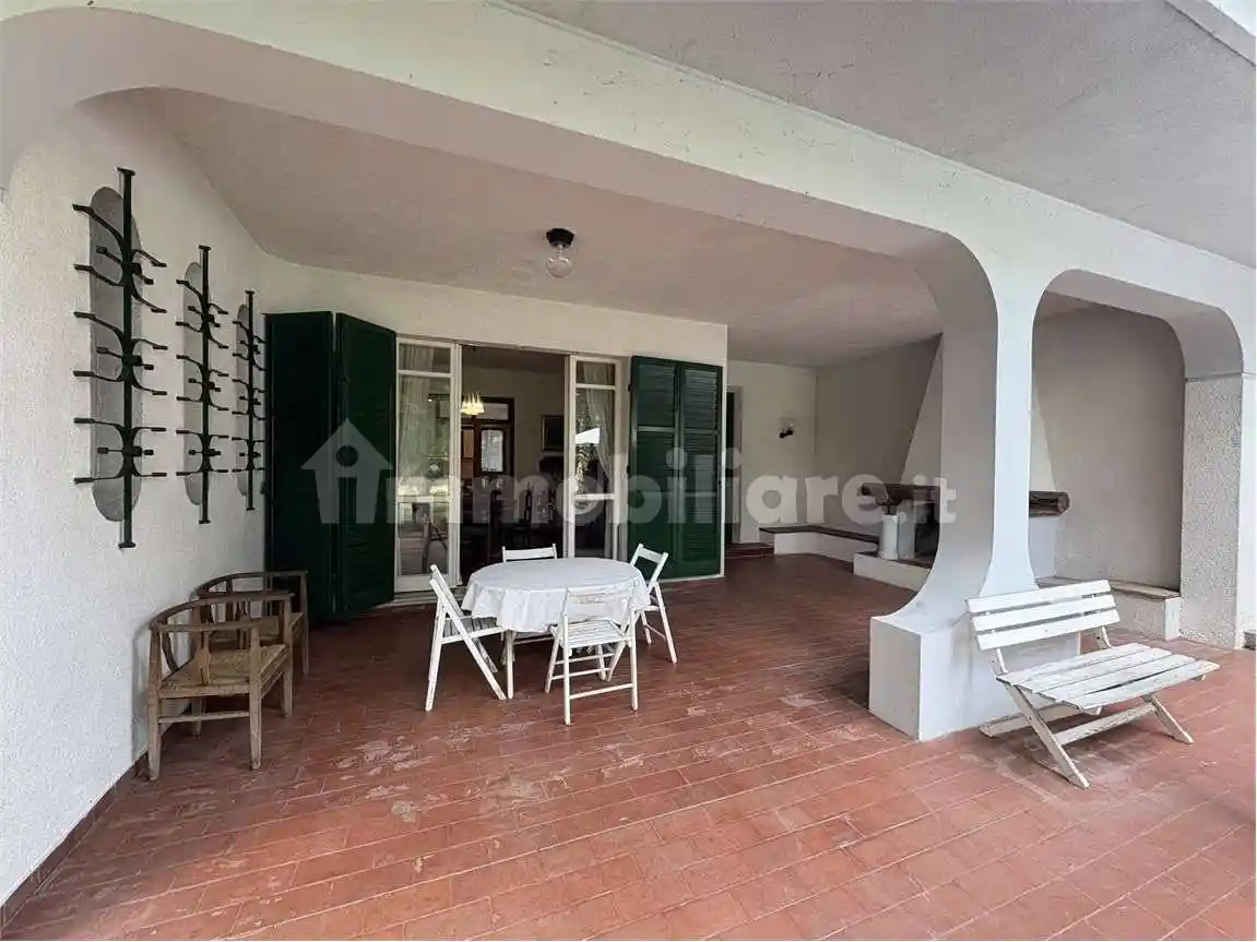Villa in affitto a Chiaravalle
