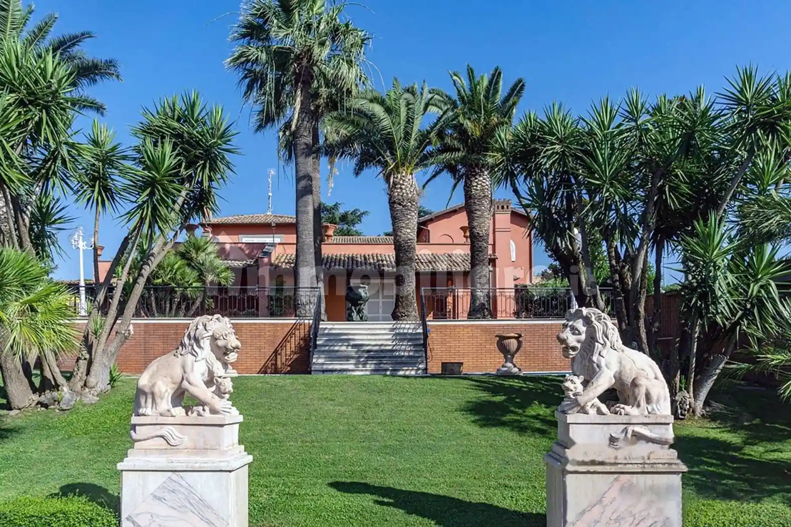 Villa in vendita a Frascati
