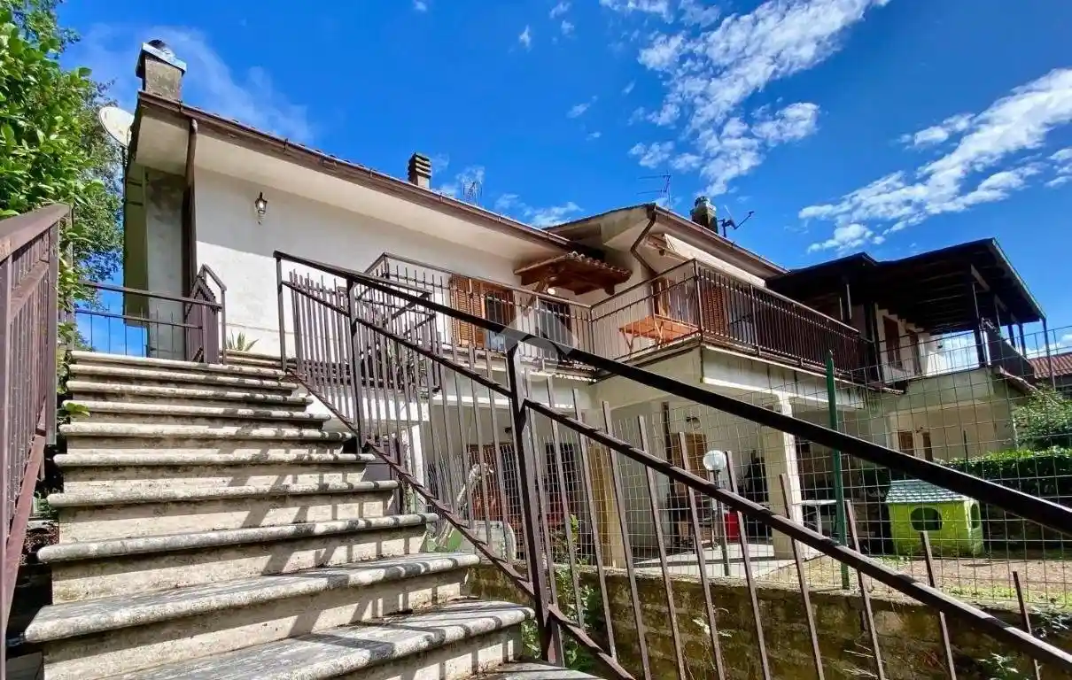 Villa in vendita a Valentano