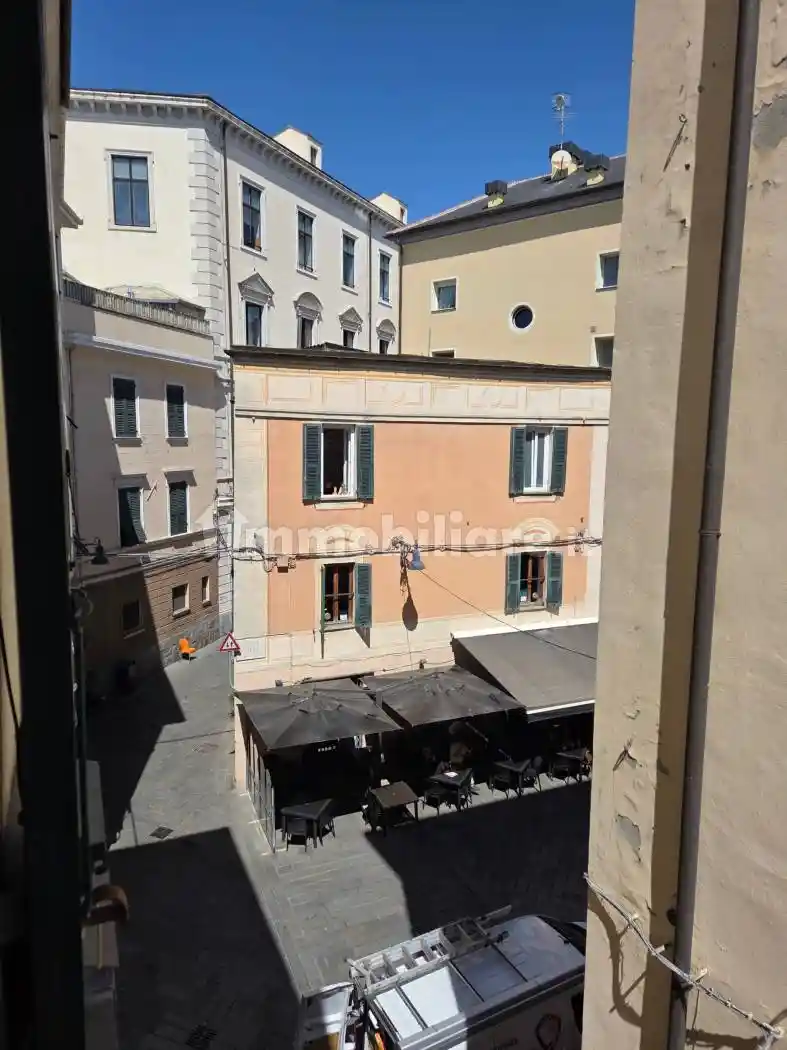 Appartamento in affitto a Savona
