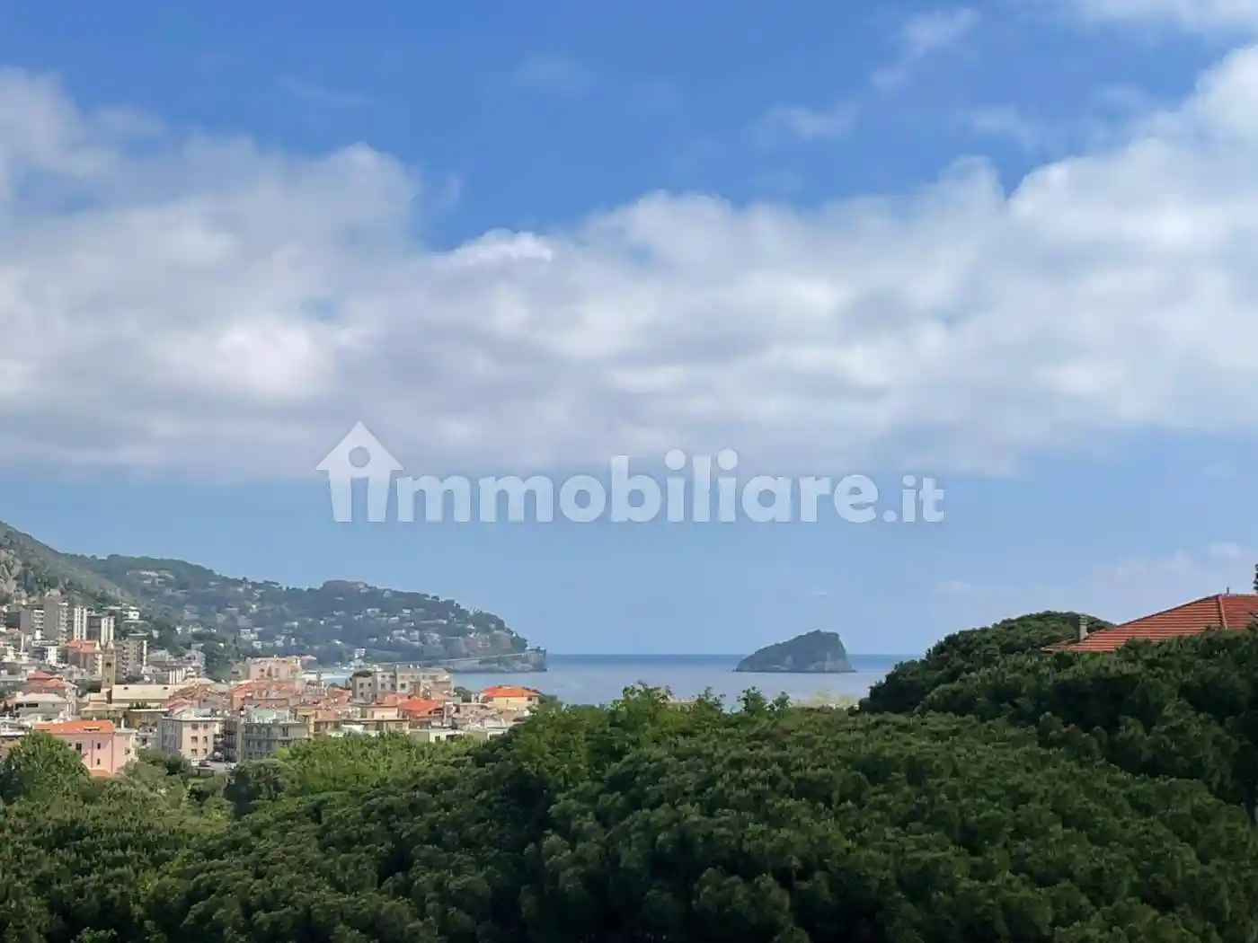 Appartamento in affitto a Spotorno