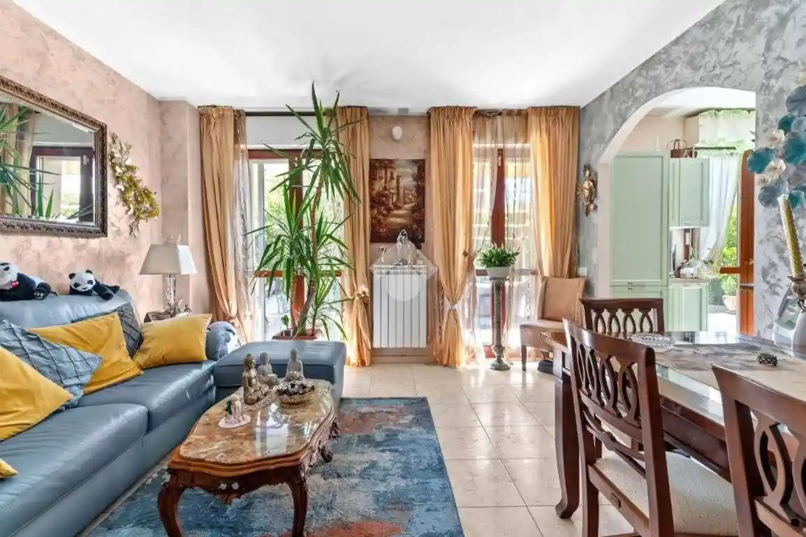 Appartamento in vendita a Trezzano sul Naviglio