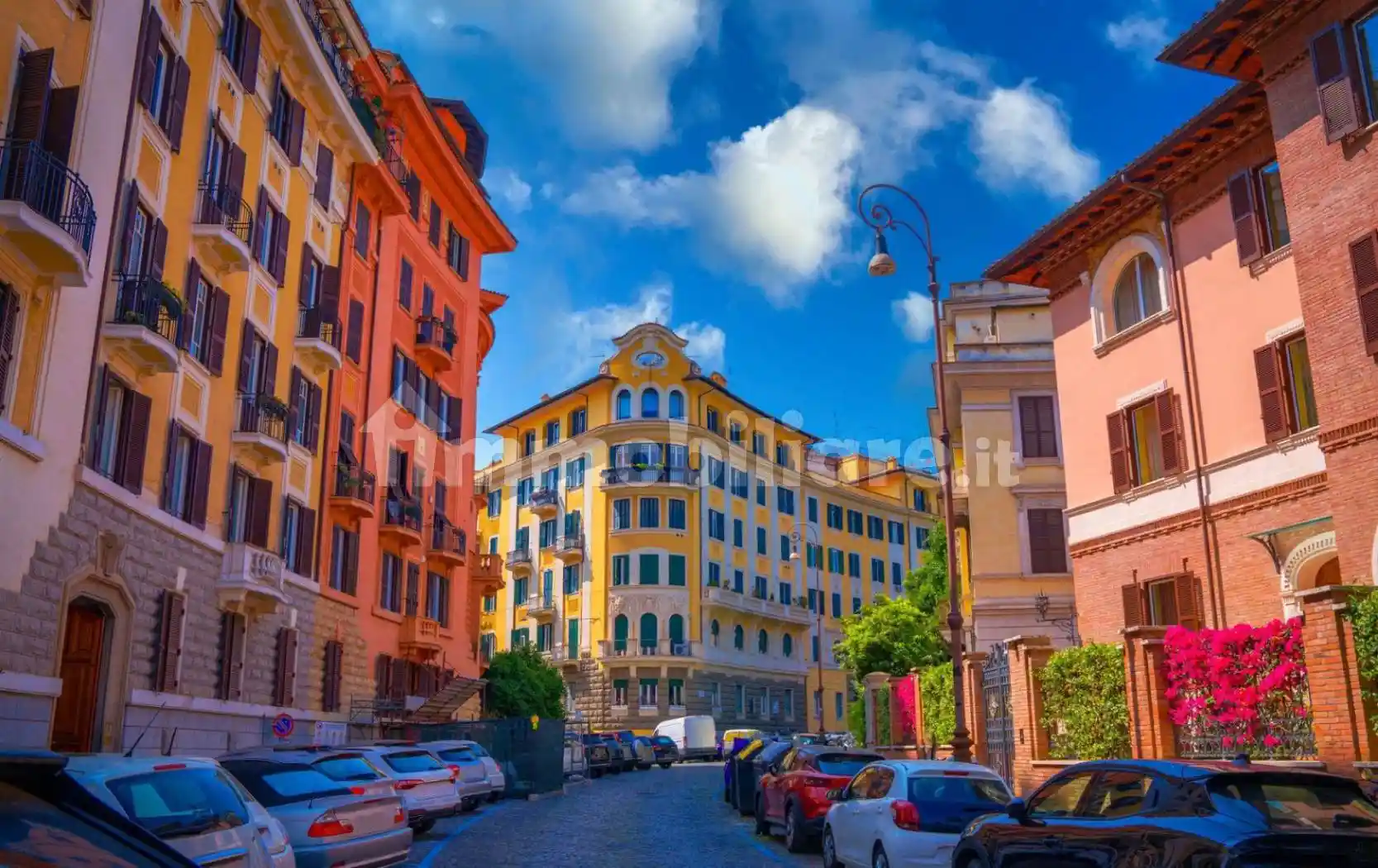 Palazzo - Edificio in vendita a Roma