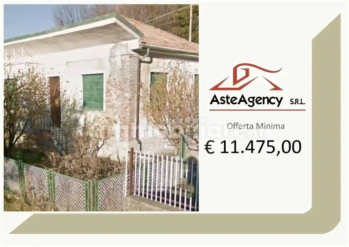 Villa in vendita a Menconico