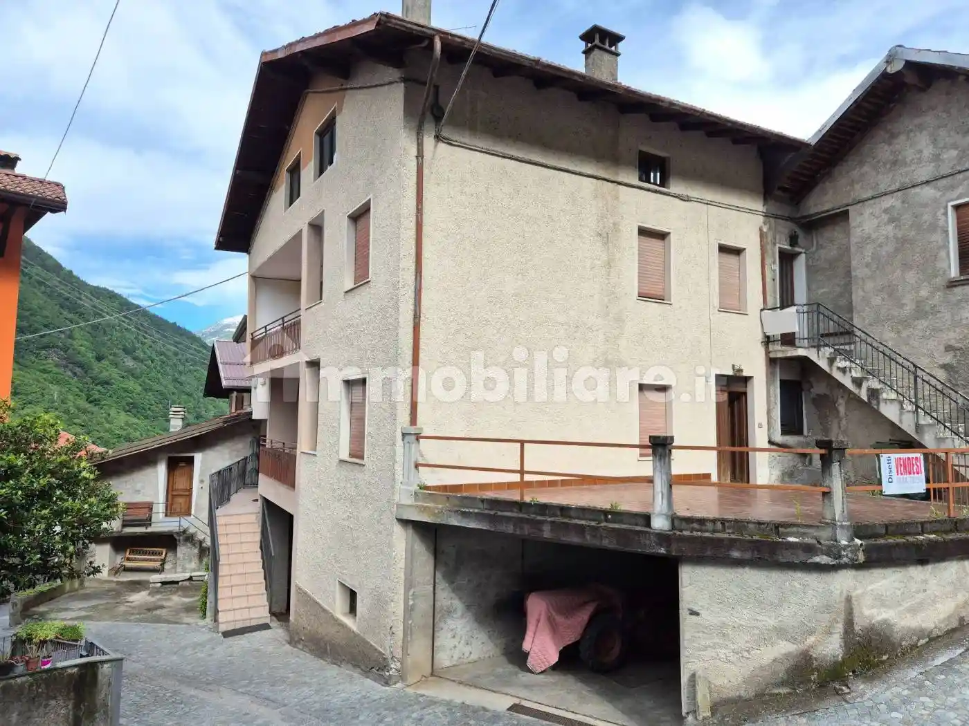 Villa in vendita a Sonico