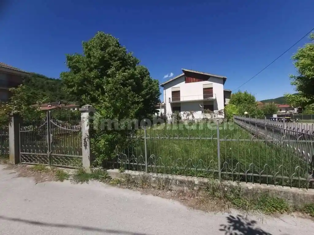 Villa in vendita a Bagnasco