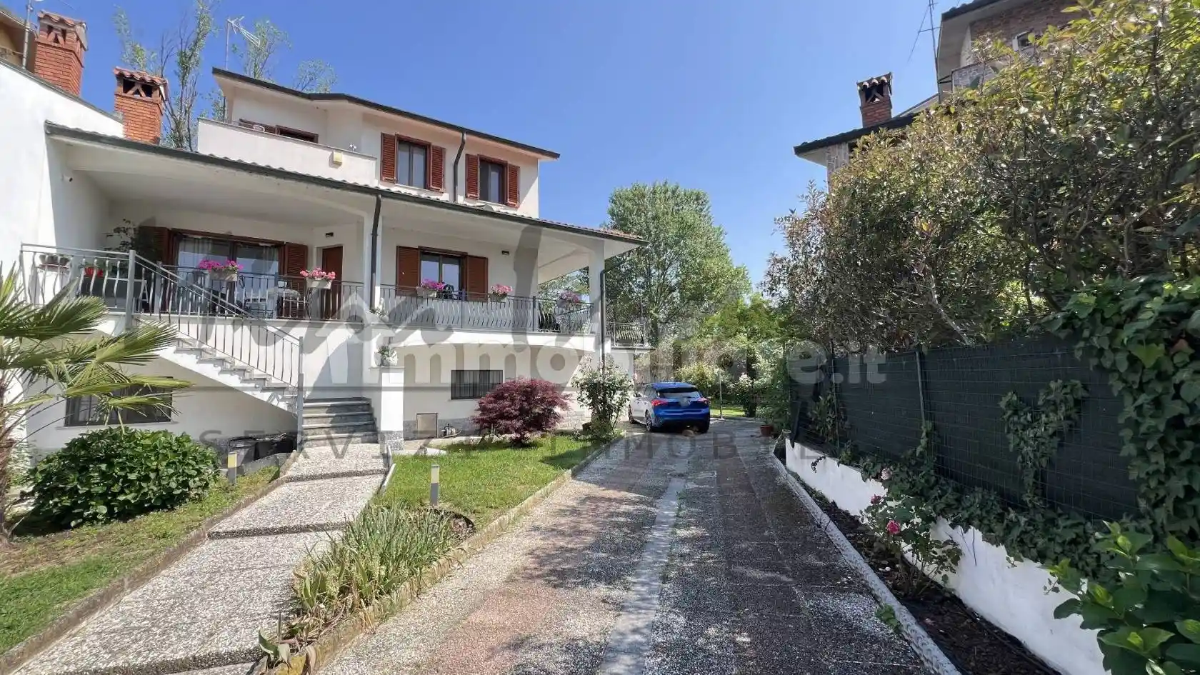 Villa in vendita a Calvignasco