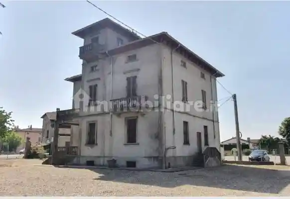 Villa in vendita a San Giorgio Piacentino