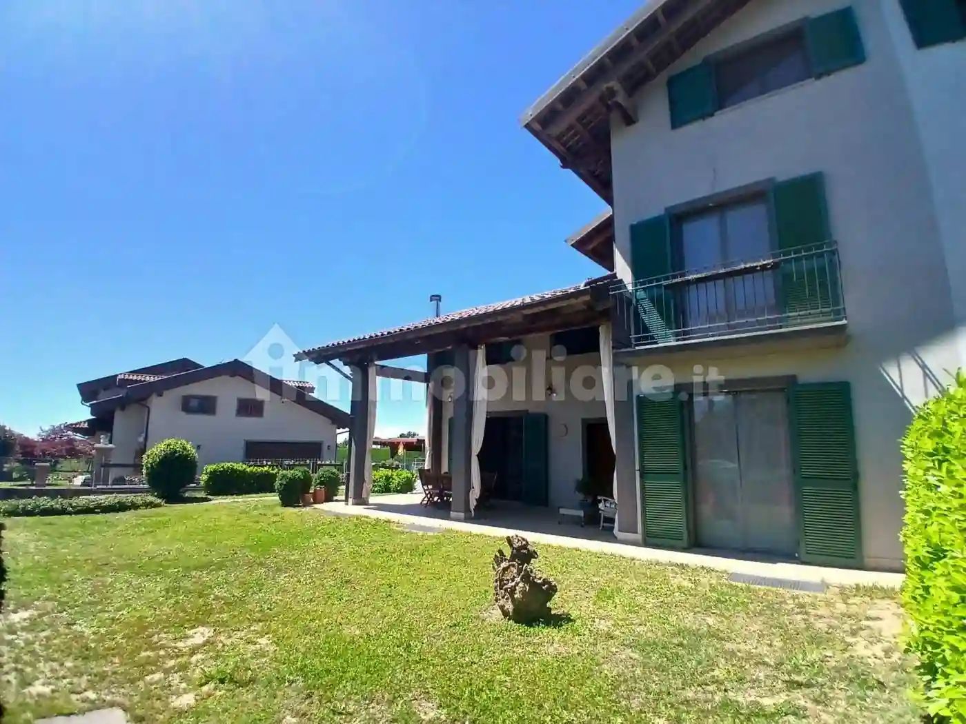 Villa - foto 2