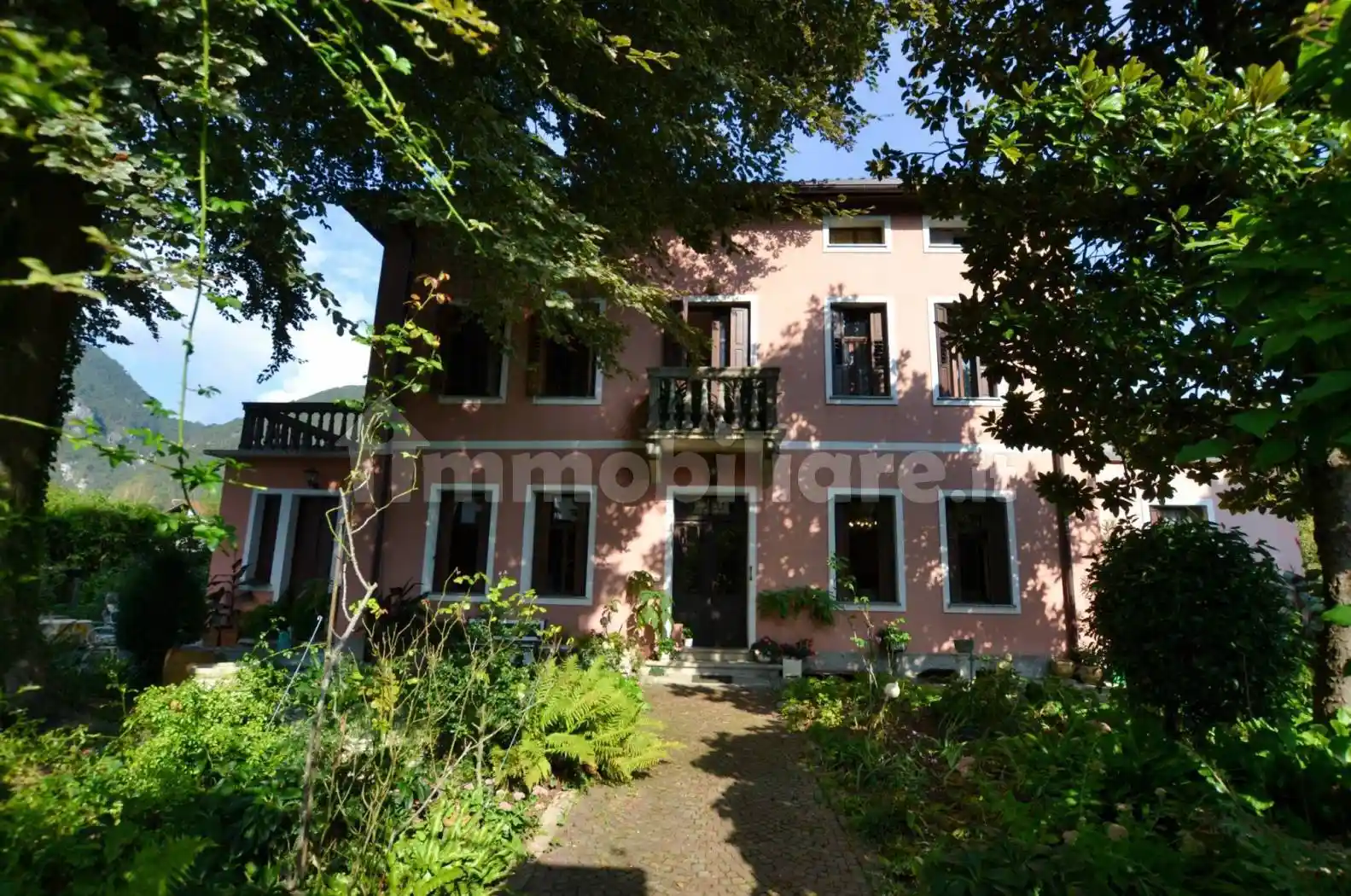 Villa in vendita a Moggio Udinese