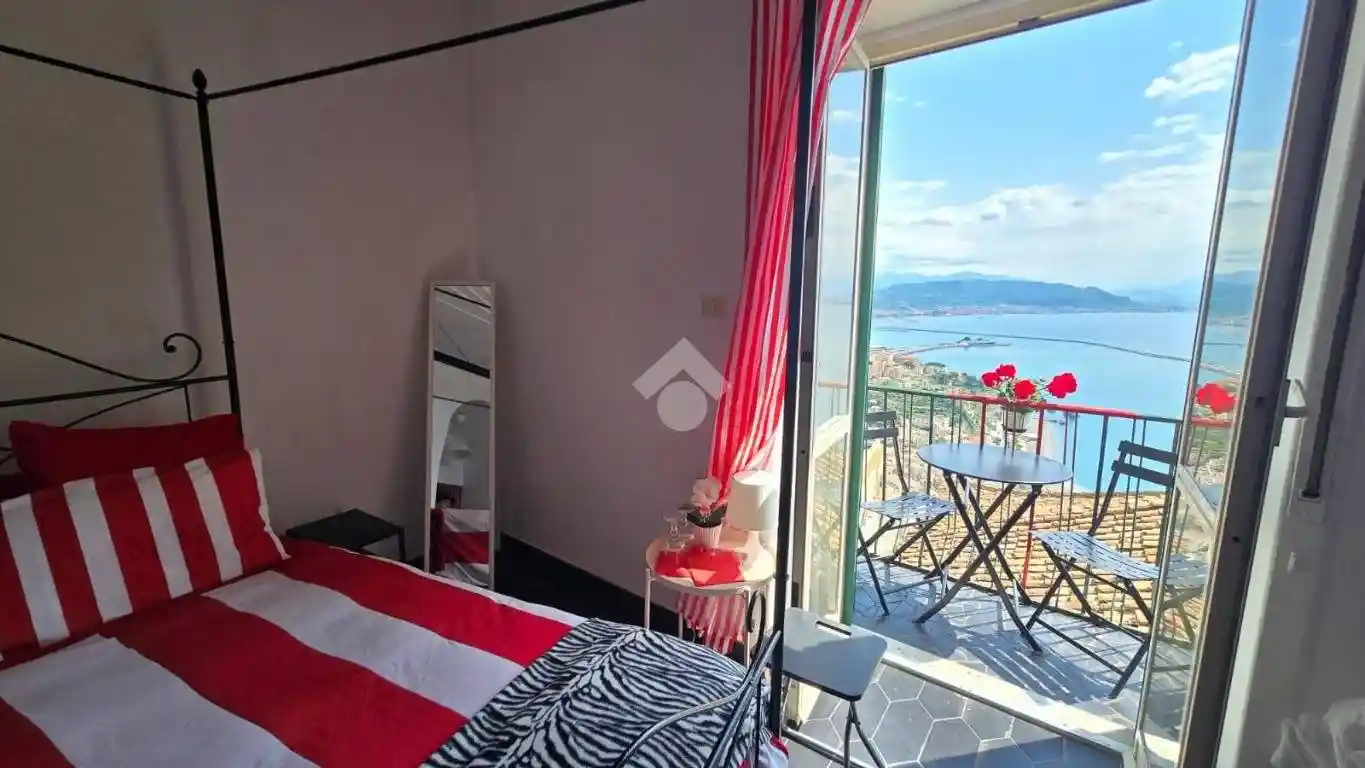 Appartamento in vendita a Vietri sul Mare