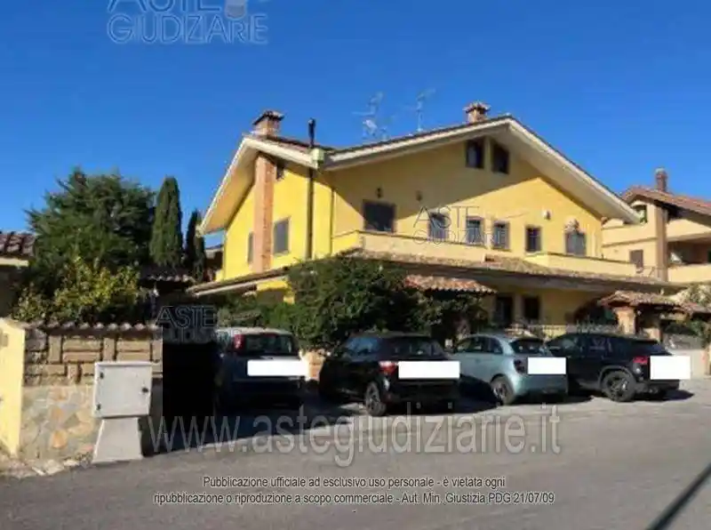 Villetta a schiera in vendita a Tivoli