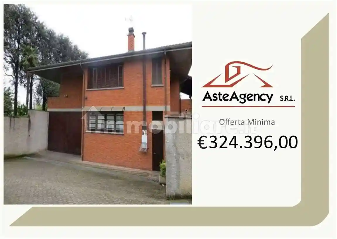 Villa in vendita a Ozzero