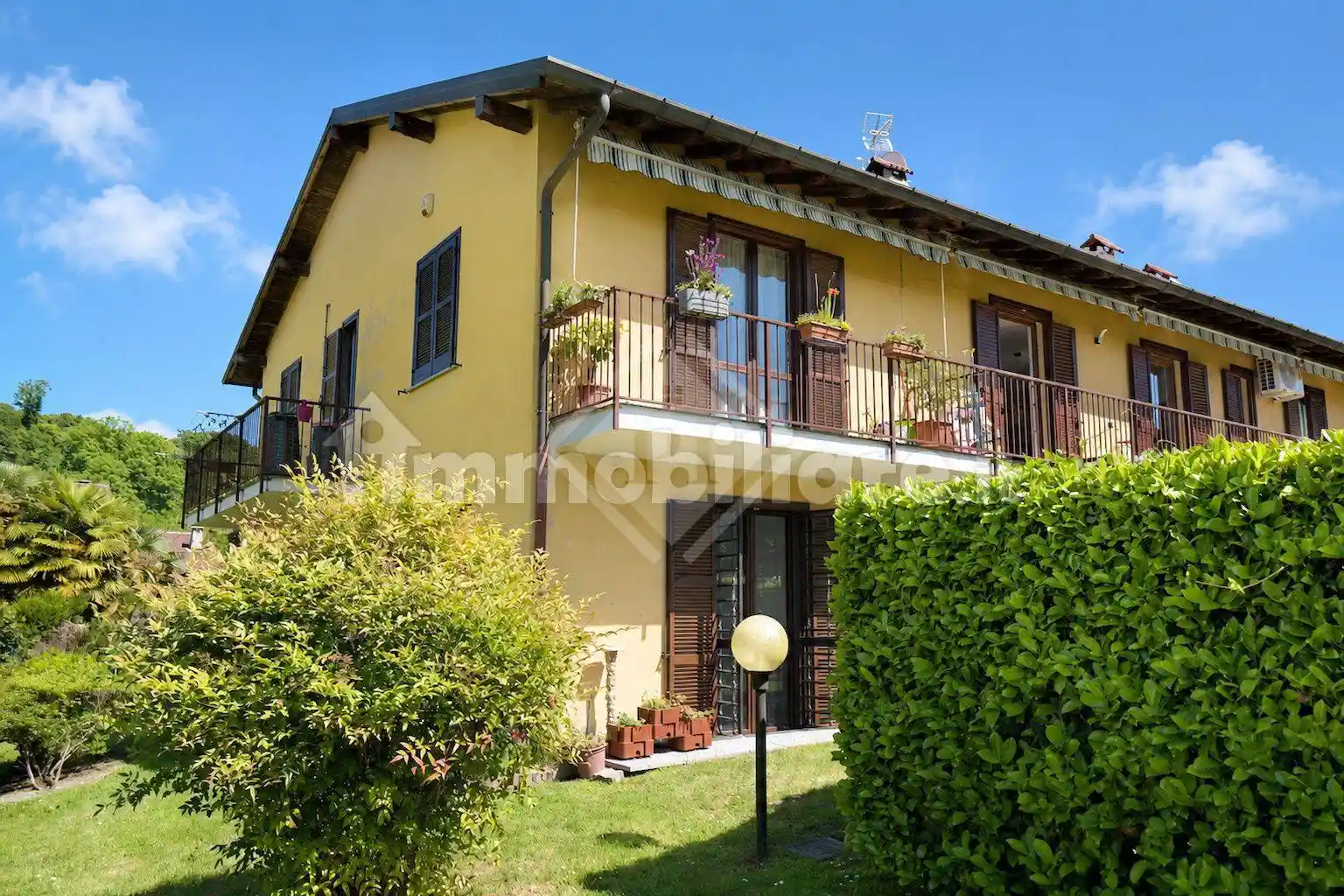 Appartamento in vendita a Travedona-Monate
