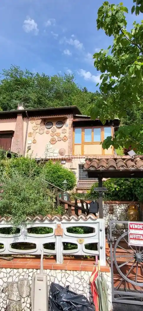 Villa in vendita a Marradi