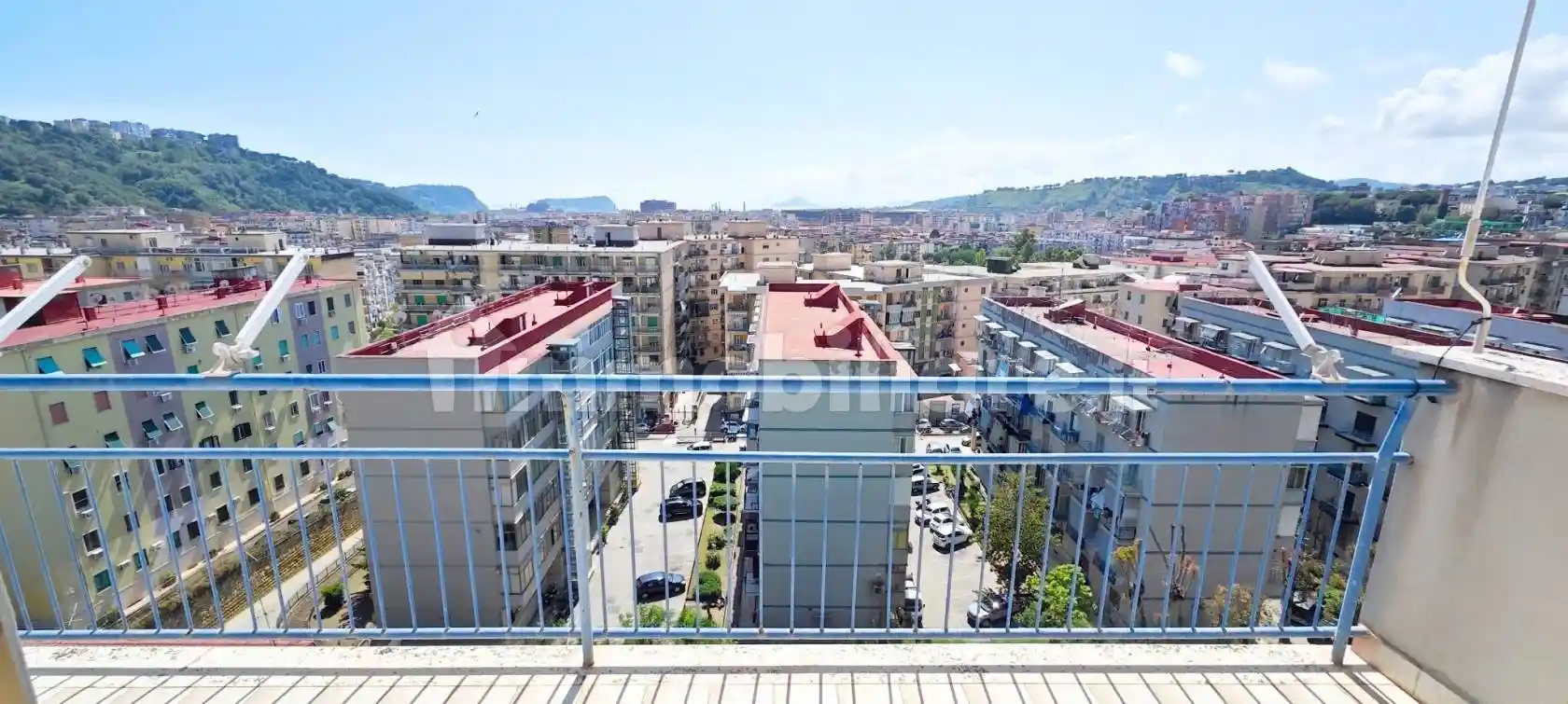 Appartamento in vendita a Napoli
