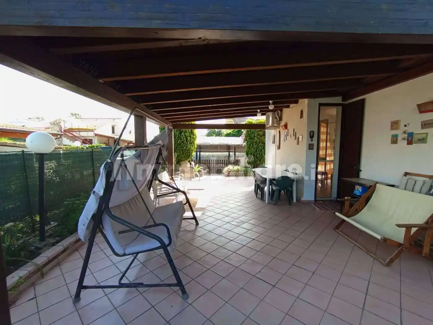 Villa in vendita a Campofelice di Roccella