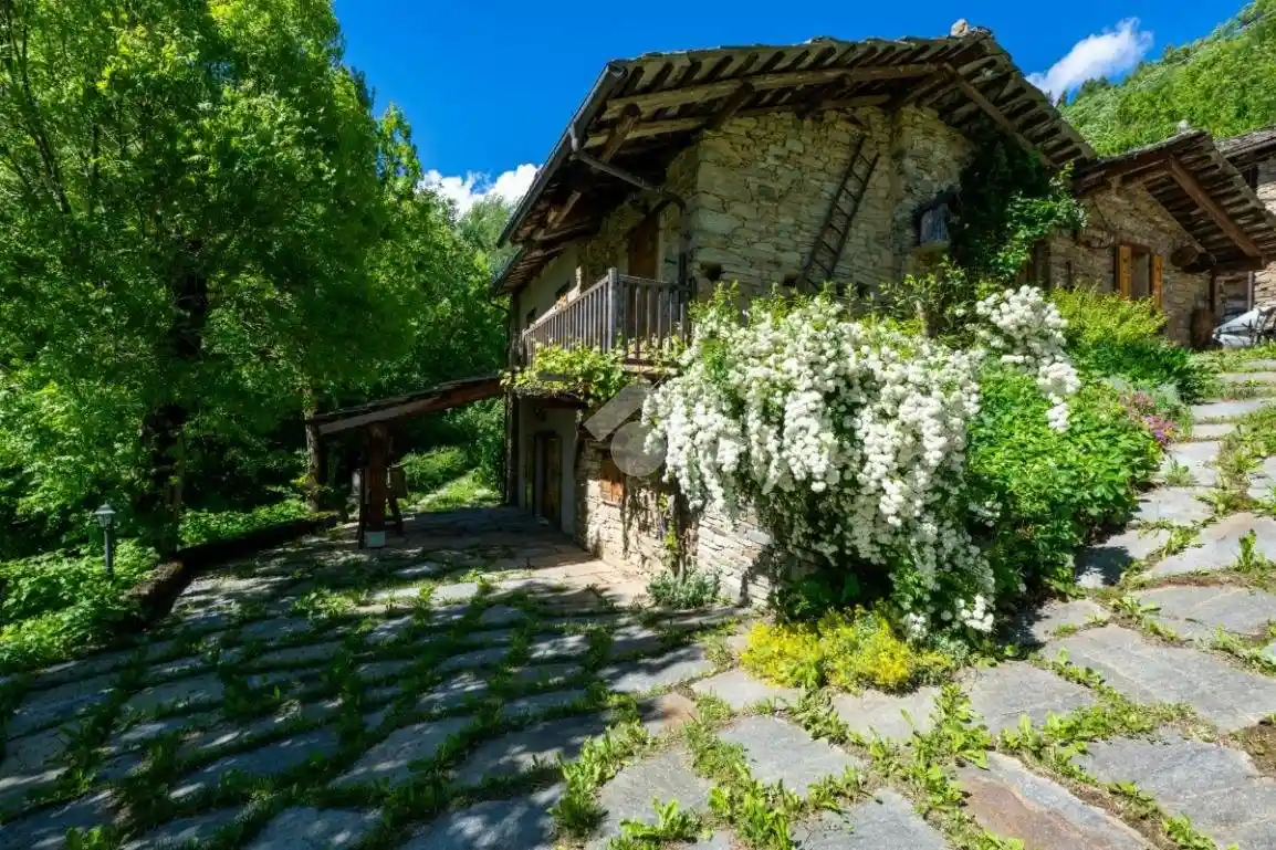 Casa indipendente in vendita a Melle