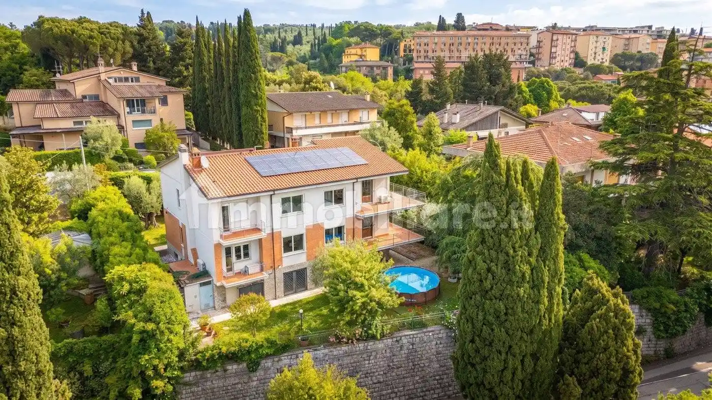 Villa in vendita a Perugia