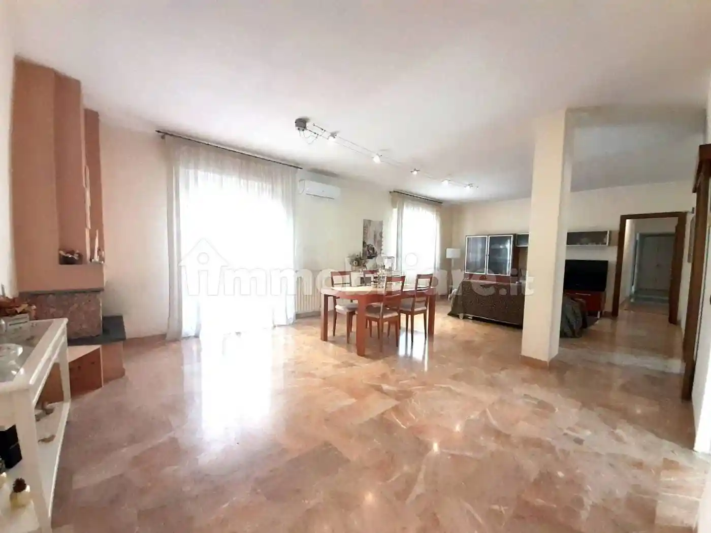 Appartamento in vendita a Pescara