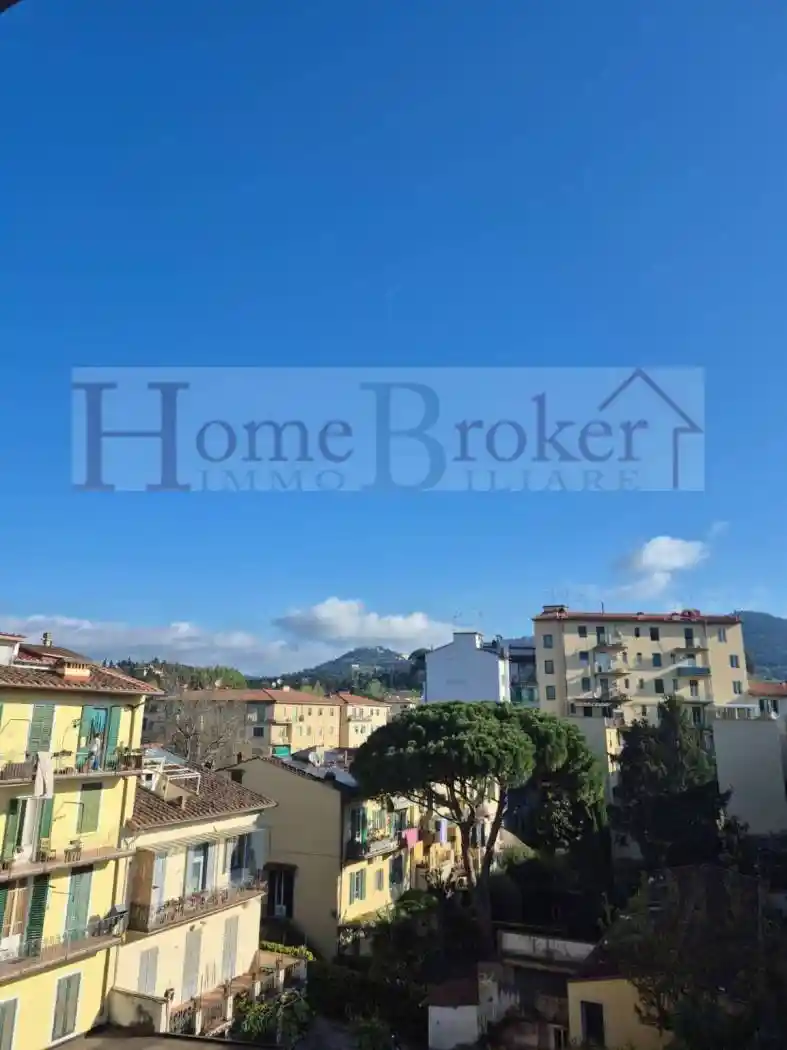 Appartamento in vendita a Firenze