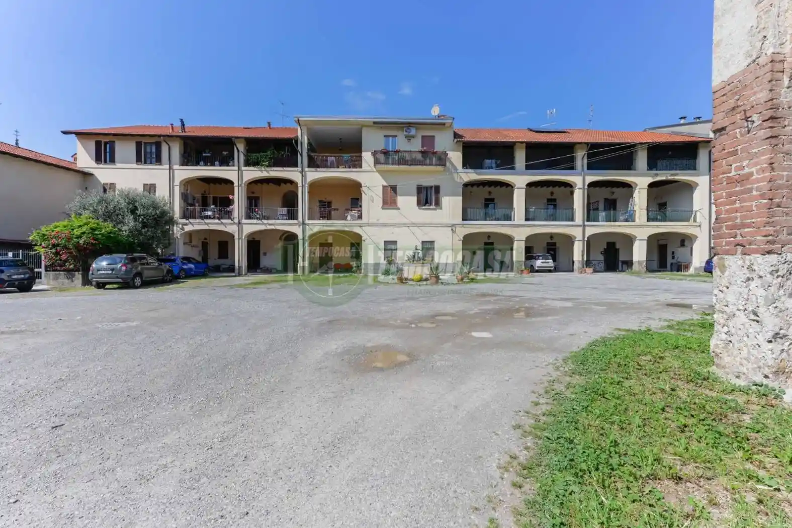 Appartamento in vendita a Aicurzio