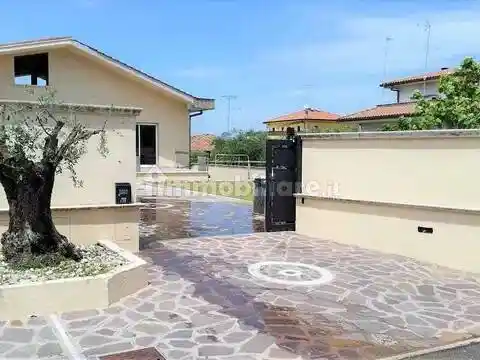 Villa in vendita a San Cesareo