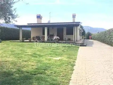 Villa in vendita a San Cesareo