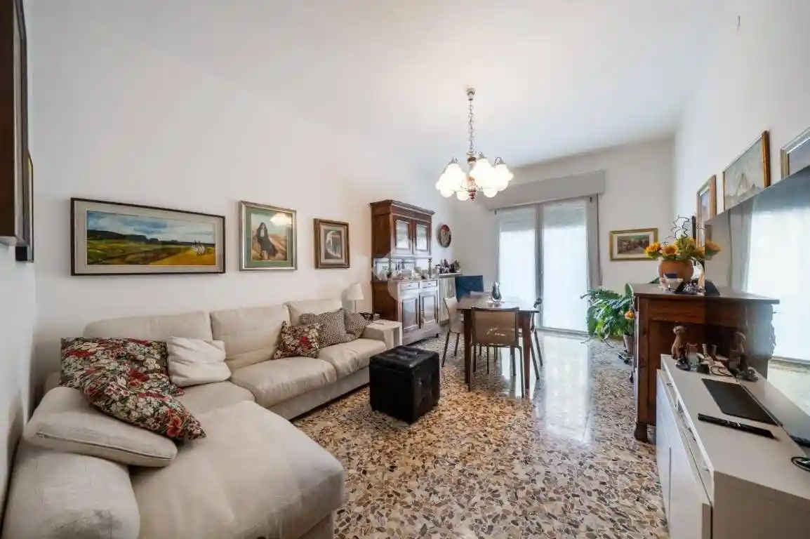 Appartamento in vendita a Reggio Emilia