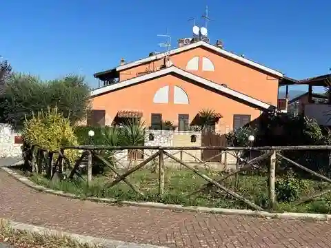 Villa - foto 3